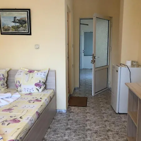 Pensionat Guest Nia Elis Kiten (Burgas)
