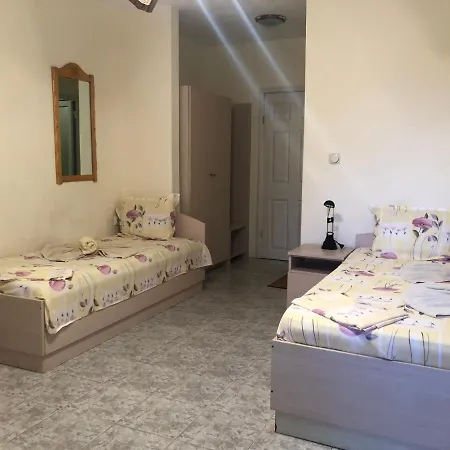 Guest Nia Elis Pensionat Kiten (Burgas)